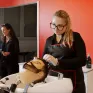 Chloé  en 2ème année de CAP Coiffure au LP Saint-Joseph accompagnée de son enseignante Mme Fouert-Pouret Nathalie 